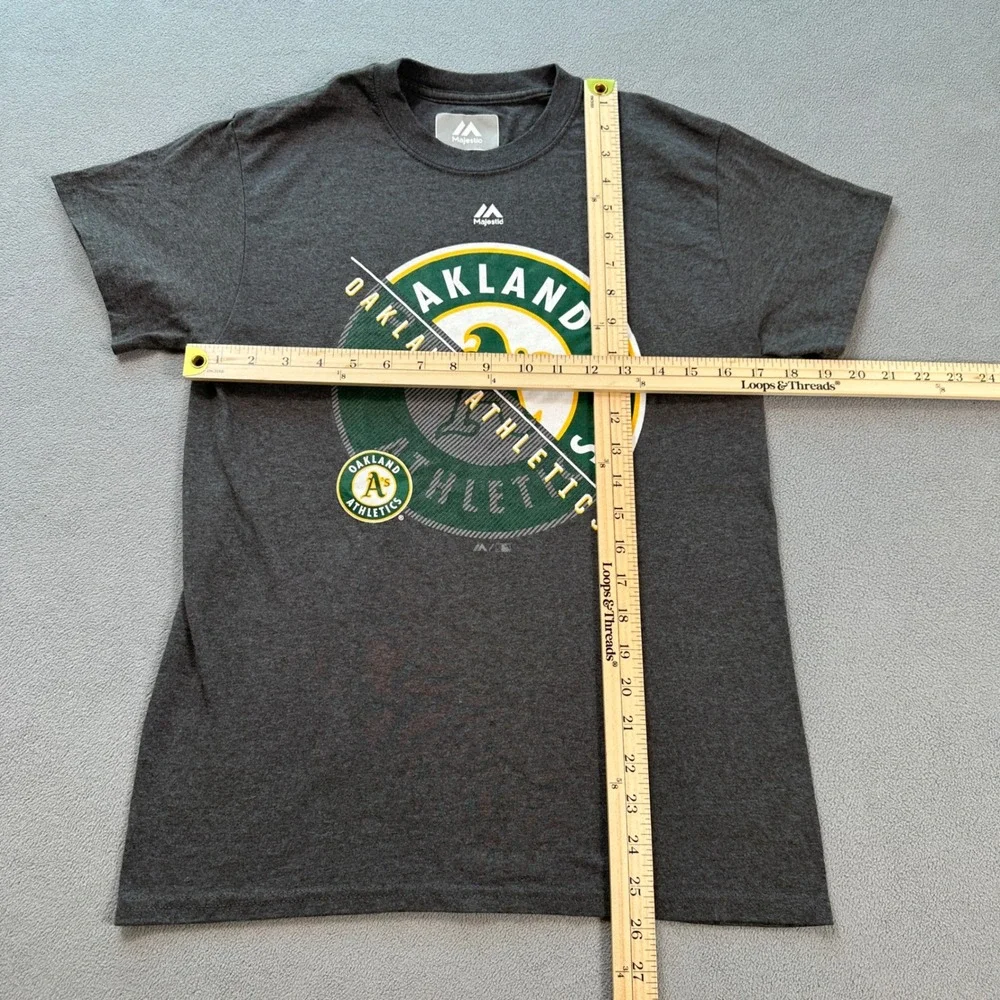 Majestic Oakland Athletics MLB Baseball Graphic T Shirt Men's S A's Las Vegas